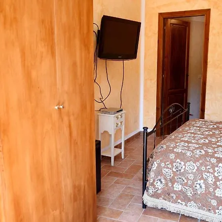 Palazzo Lupo 3* سنتولا